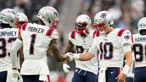 Patriots - DeVante Parker Mac Jones
